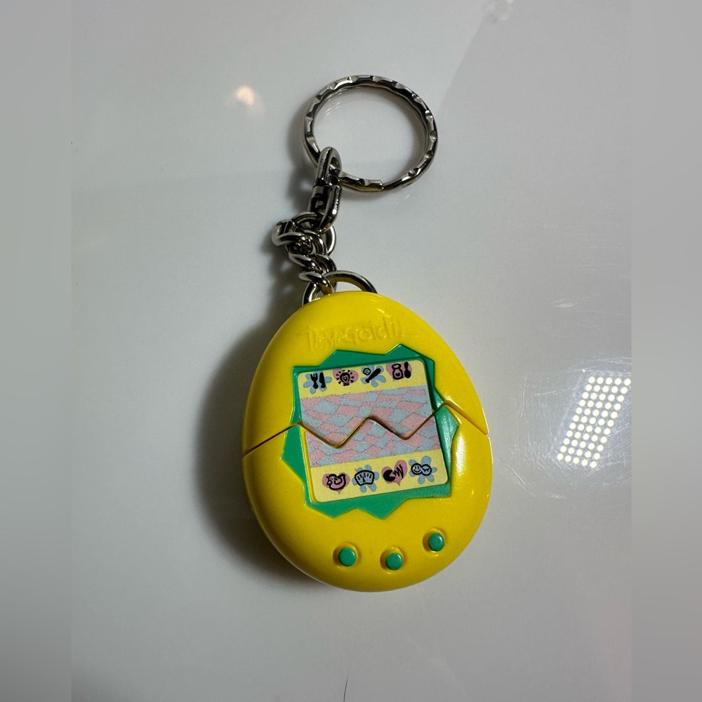 Vintage McDonald's Tamagotchi Keychain